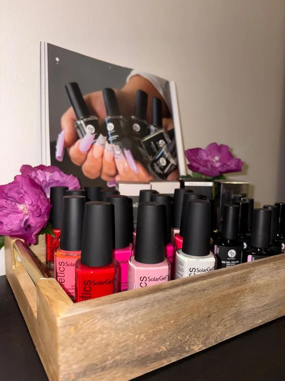 Produkty značek BIO NAILS a KINETICS